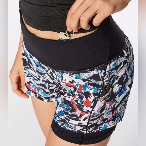 LULULEMON culture clash size 4 break free shorts 2.5in - Picture 6 of 7